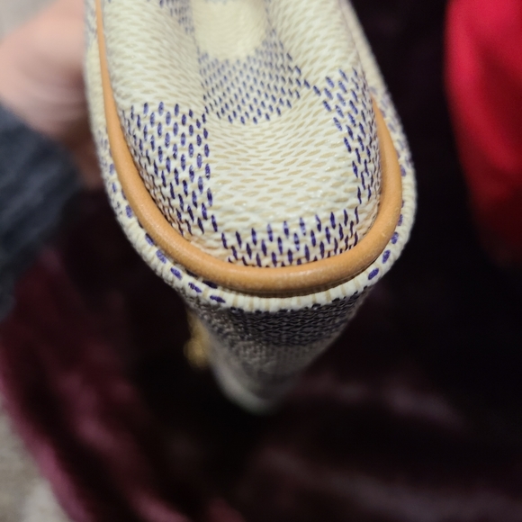 Sold - Picture 7 of 11